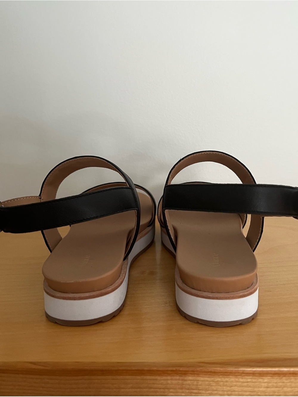 Quince Italian Leather Platform Sandals Size 8 NWOB - Picture 4 of 5